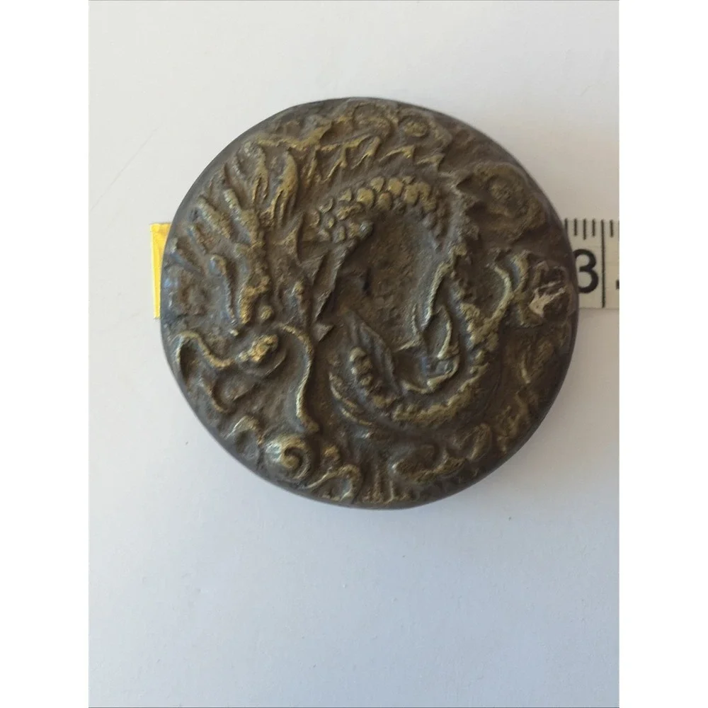 VINTAGE SOLID Brass Dragon Belt Buckle Approx 3 Inches‎ Round